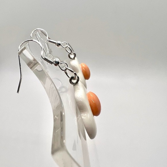 Fried Egg Earrings - Breakfast Earrings - Diner Earrings - Waitress Earrings - Picture 3 of 9